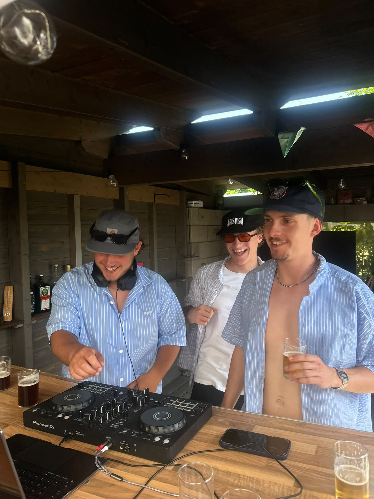 Die Tacos hinter dem DJ-Pult